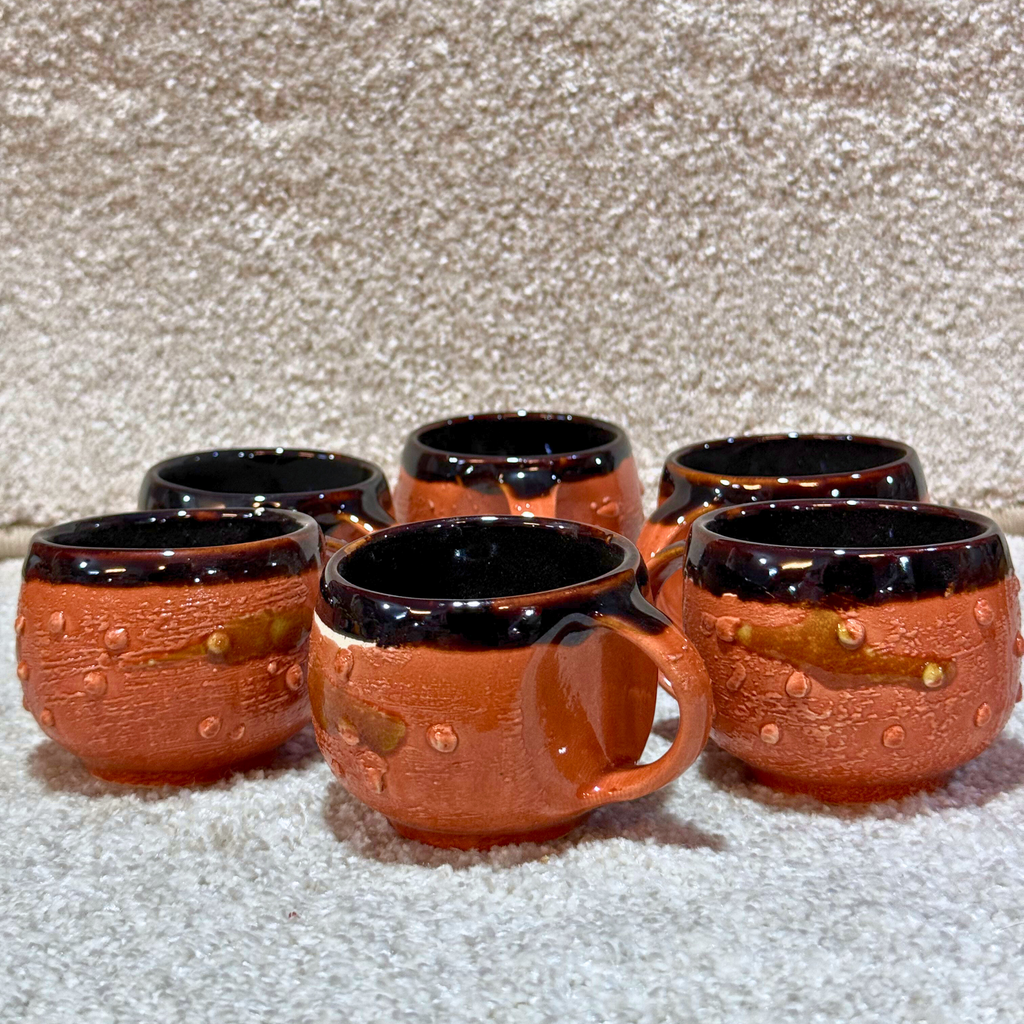 VINTAGE CERAMIC CUPS