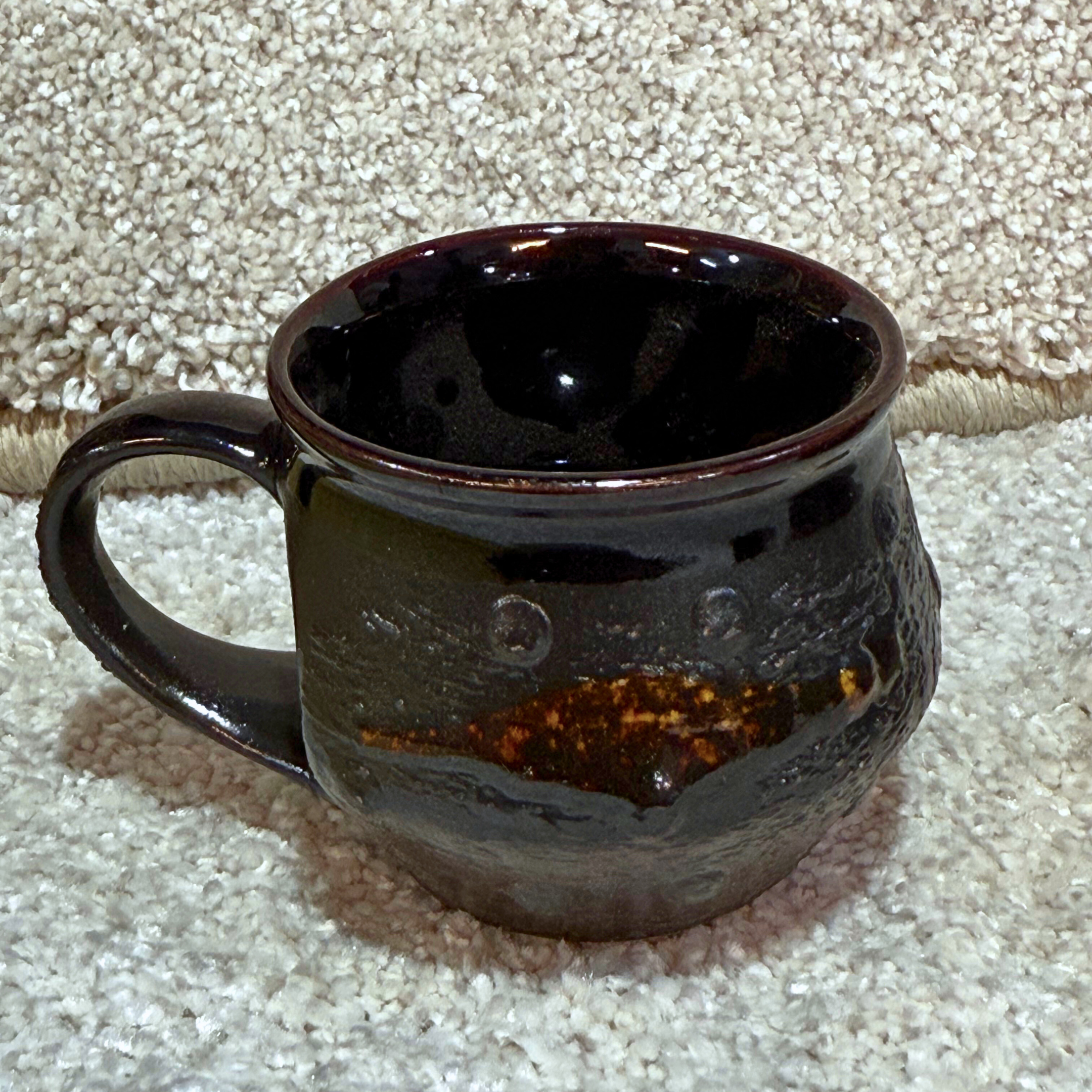 VINTAGE BLACK CERMAIC CUPS