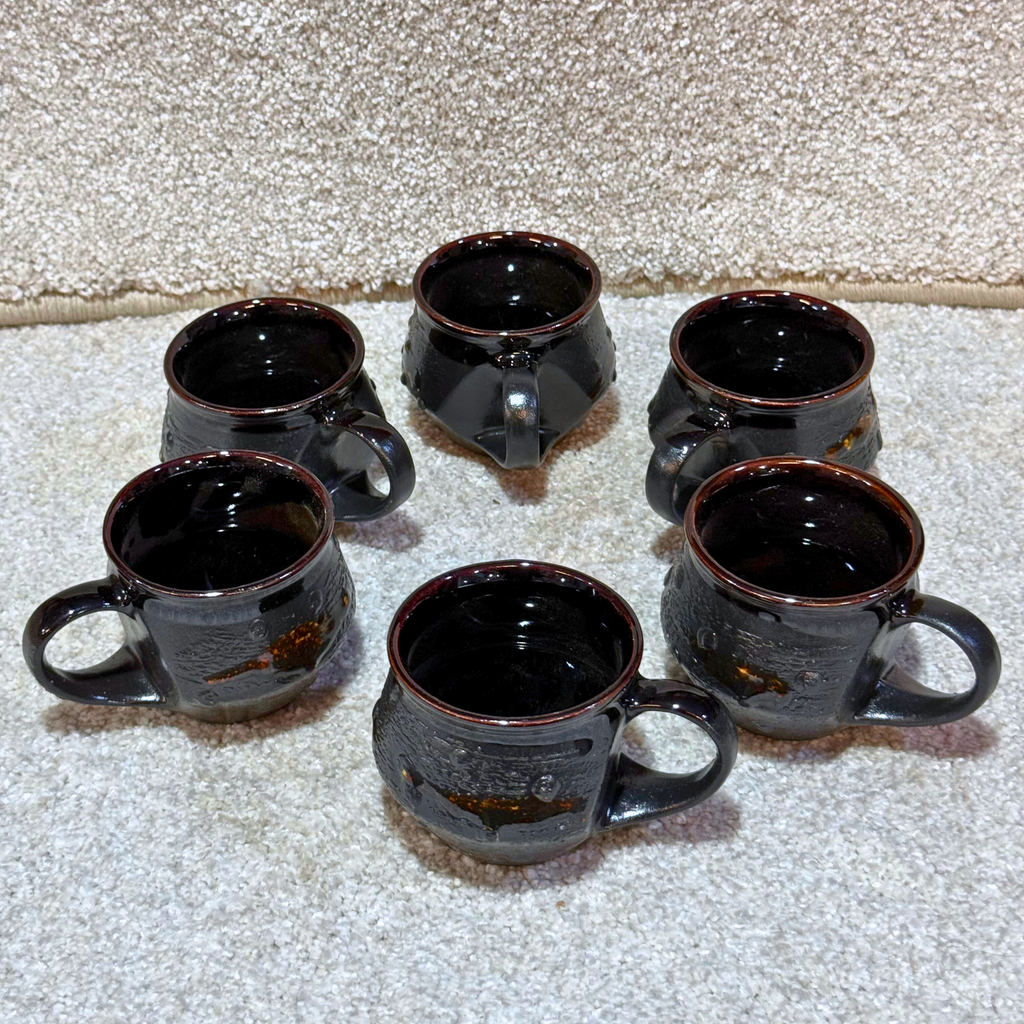 VINTAGE BLACK CERMAIC CUPS