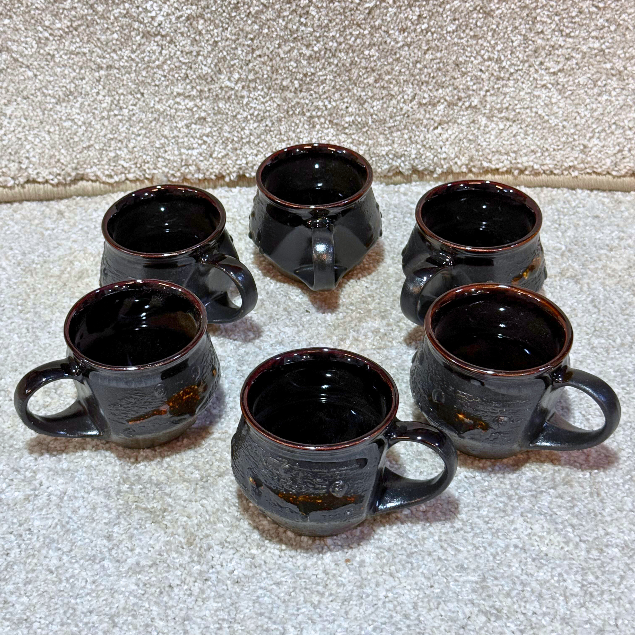 VINTAGE BLACK CERMAIC CUPS