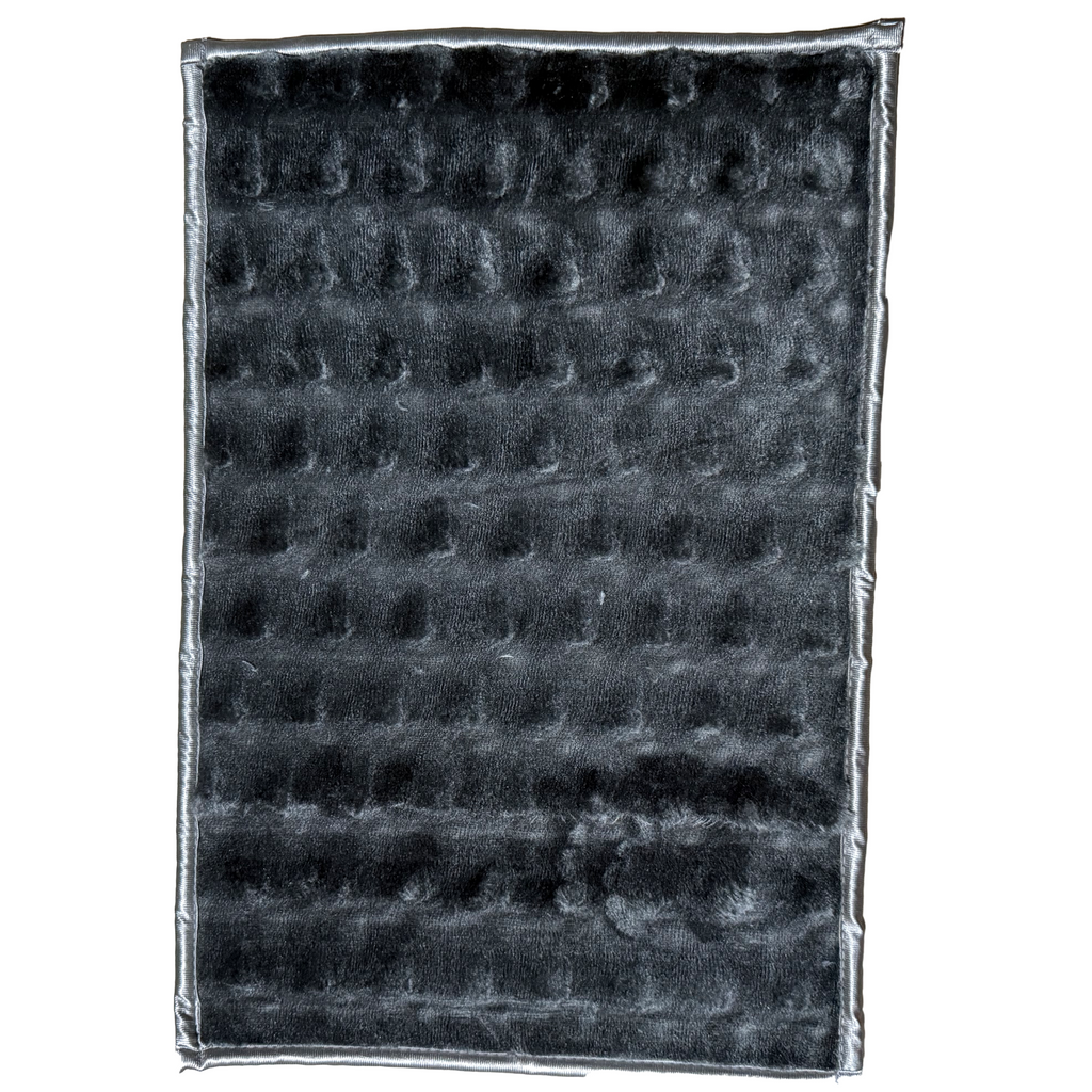 VELVET TEXTURE RUG